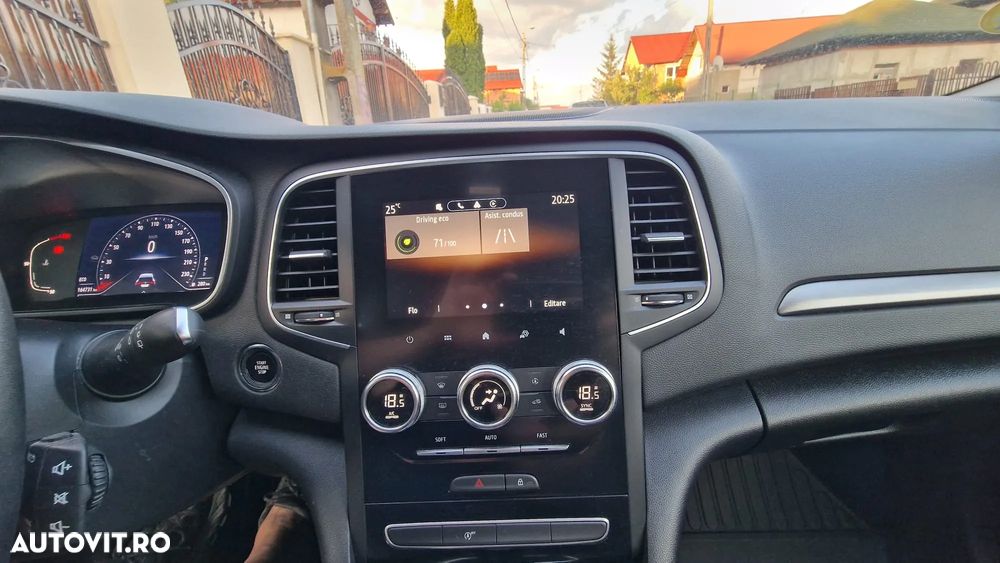 Renault Megane Blue dCi 116 EDC Intens - 15