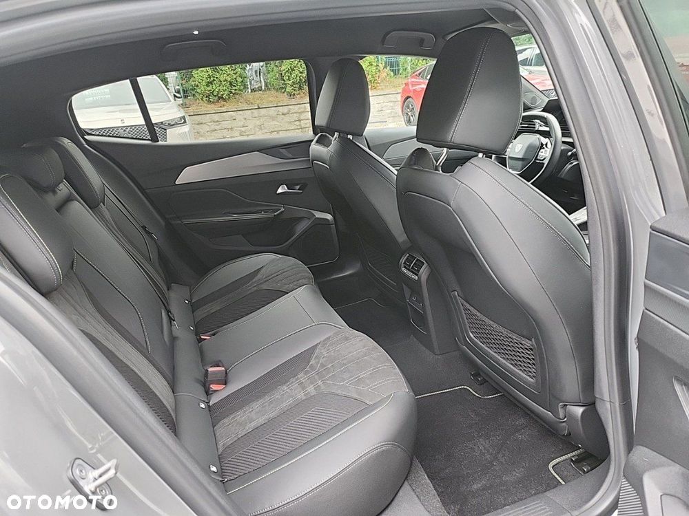 Peugeot 408 1.2 PureTech GT S&S EAT8 - 13