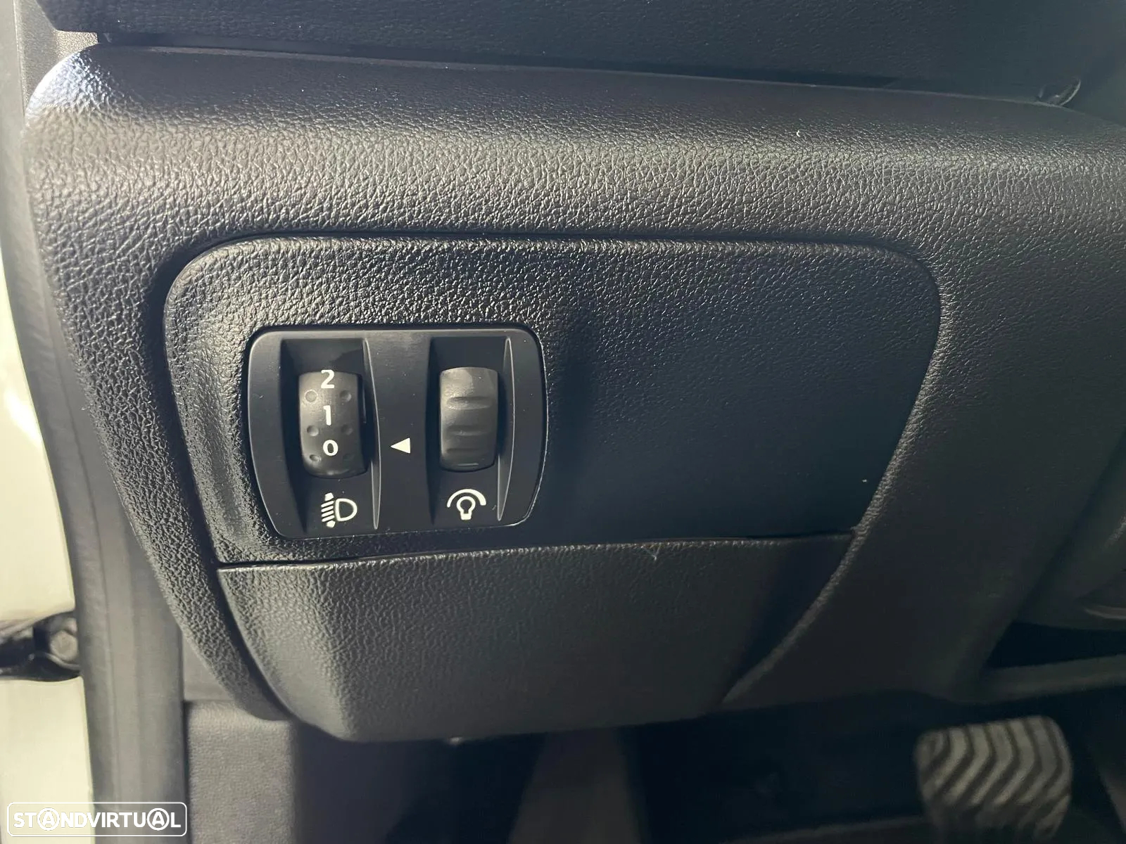 Renault Mégane 1.5 Blue dCi Limited EDC - 26