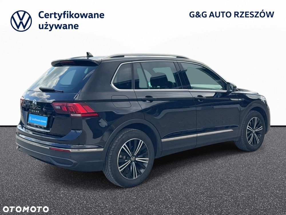 Volkswagen Tiguan - 4