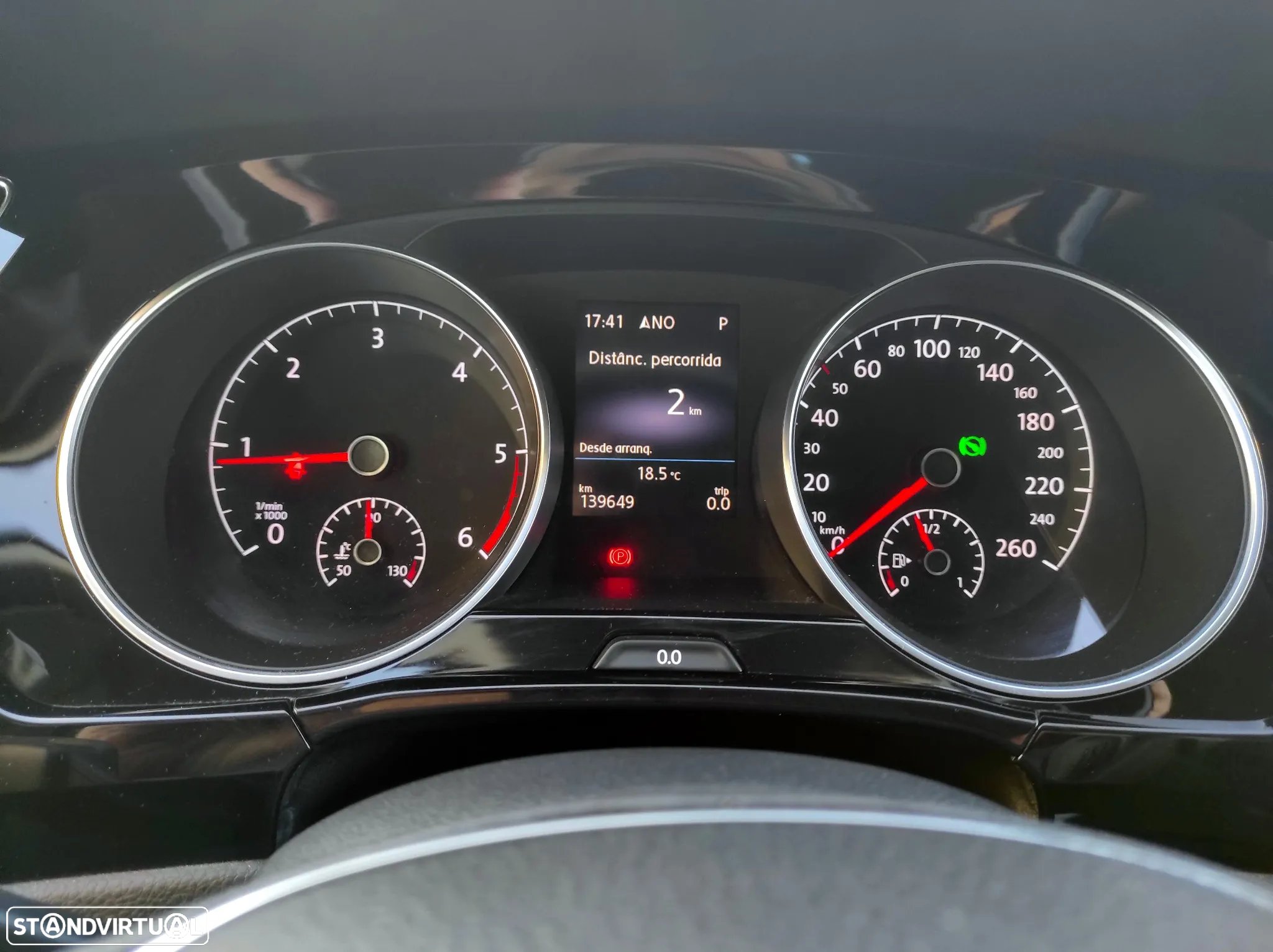 VW Touran 1.6 TDI Highline DSG - 13
