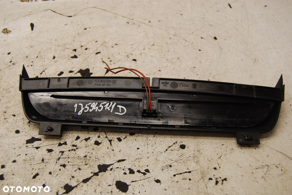 TRZECIE ŚWIATŁO STOP 1J5945121C VW BORA SEDAN PASSAT B5 SKODA 1J5945121D - 5