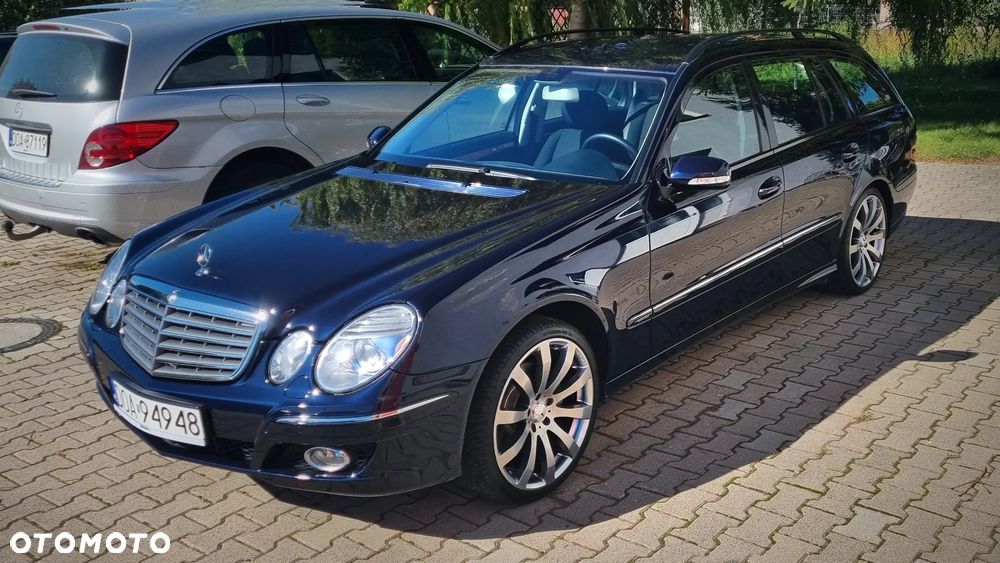 Mercedes-Benz Klasa E 320 CDI 7G-TRONIC Elegance - 22
