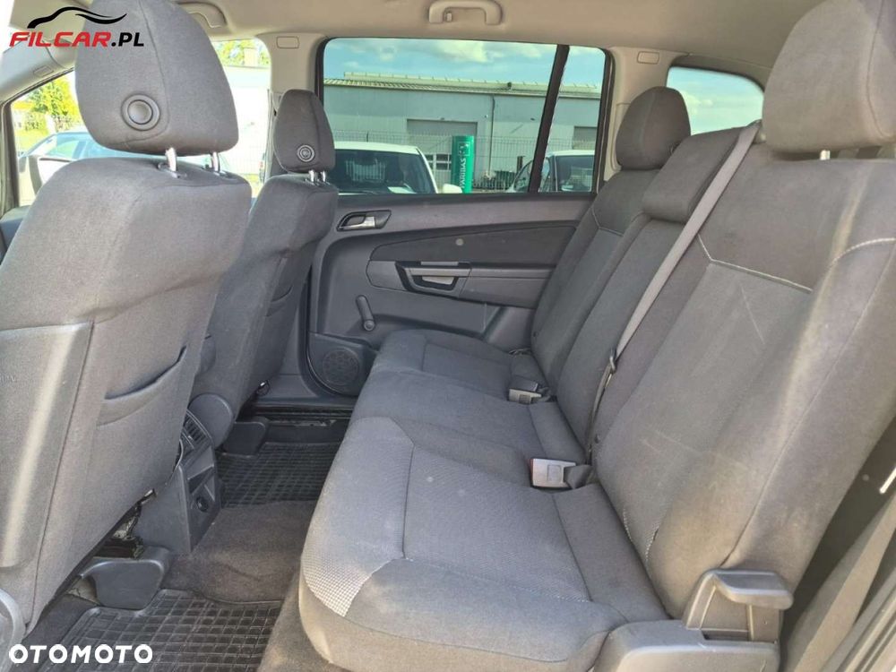 Opel Zafira - 11