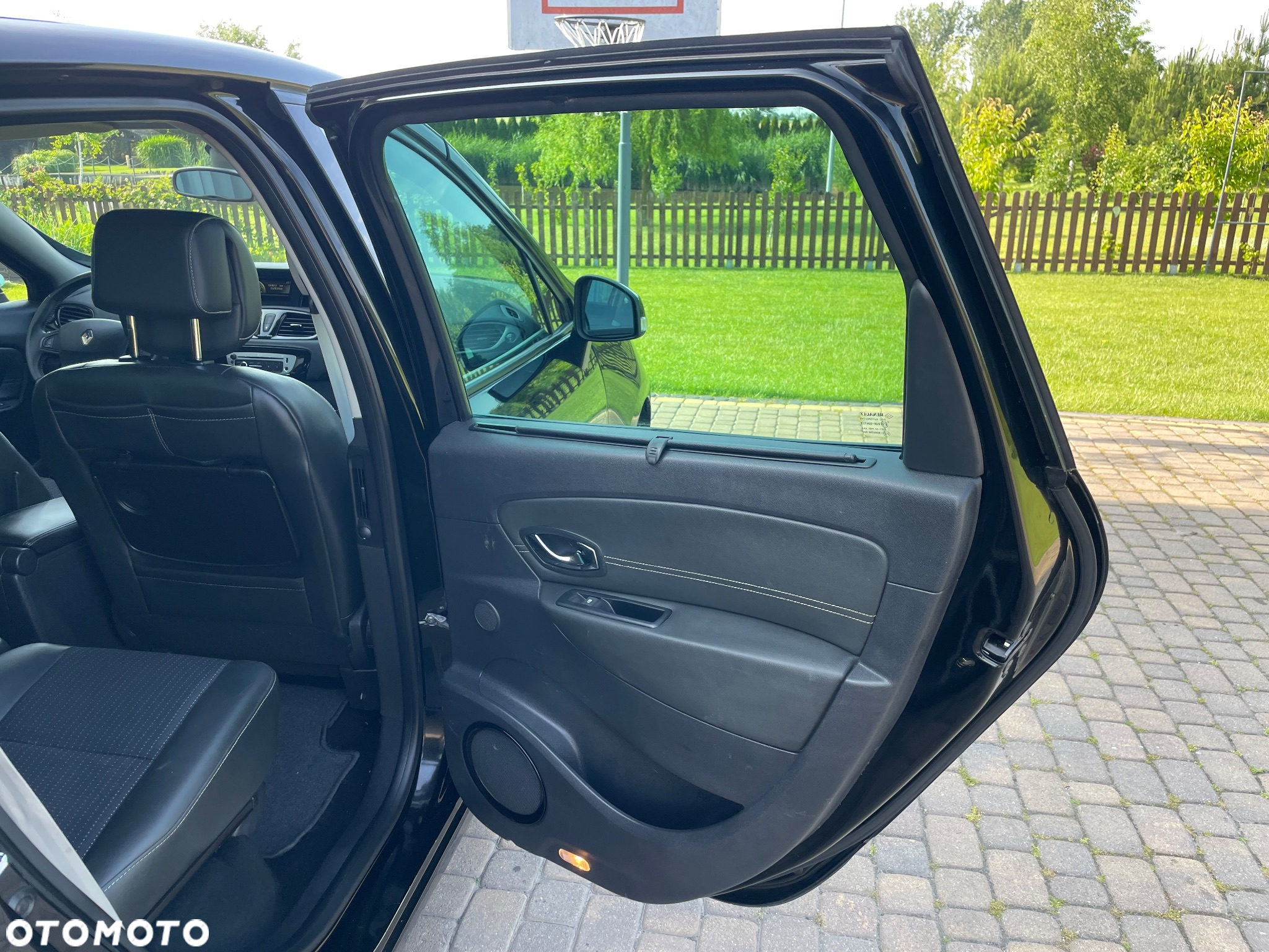 Renault Scenic dCi 110 Xmod Paris - 38