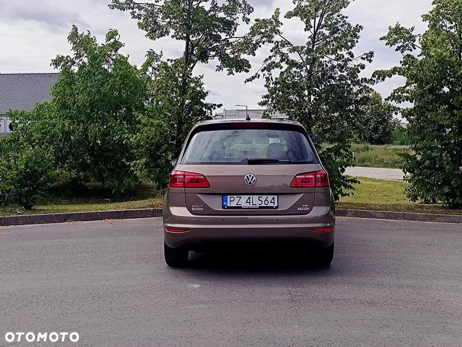 Volkswagen Golf VII 1.4 TSI BMT Highline DSG - 9