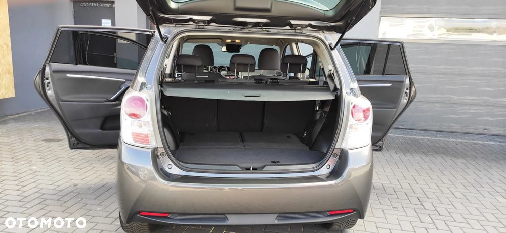 Toyota Verso 1.8 5-Sitzer Executive - 29