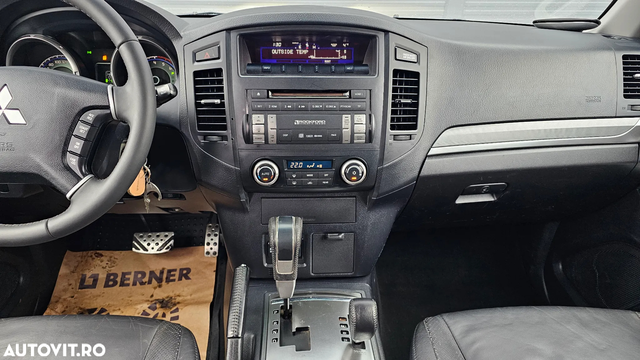 Mitsubishi Pajero LWB 3.2 DI-D Instyle A/T - 16