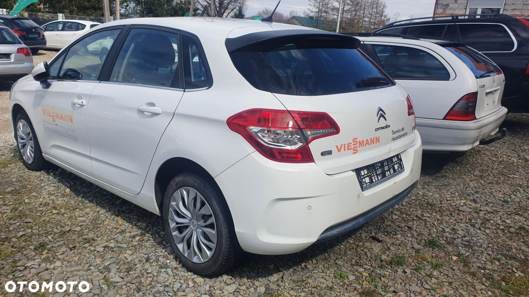 Citroën C4 e-HDi 115 Tendance - 4