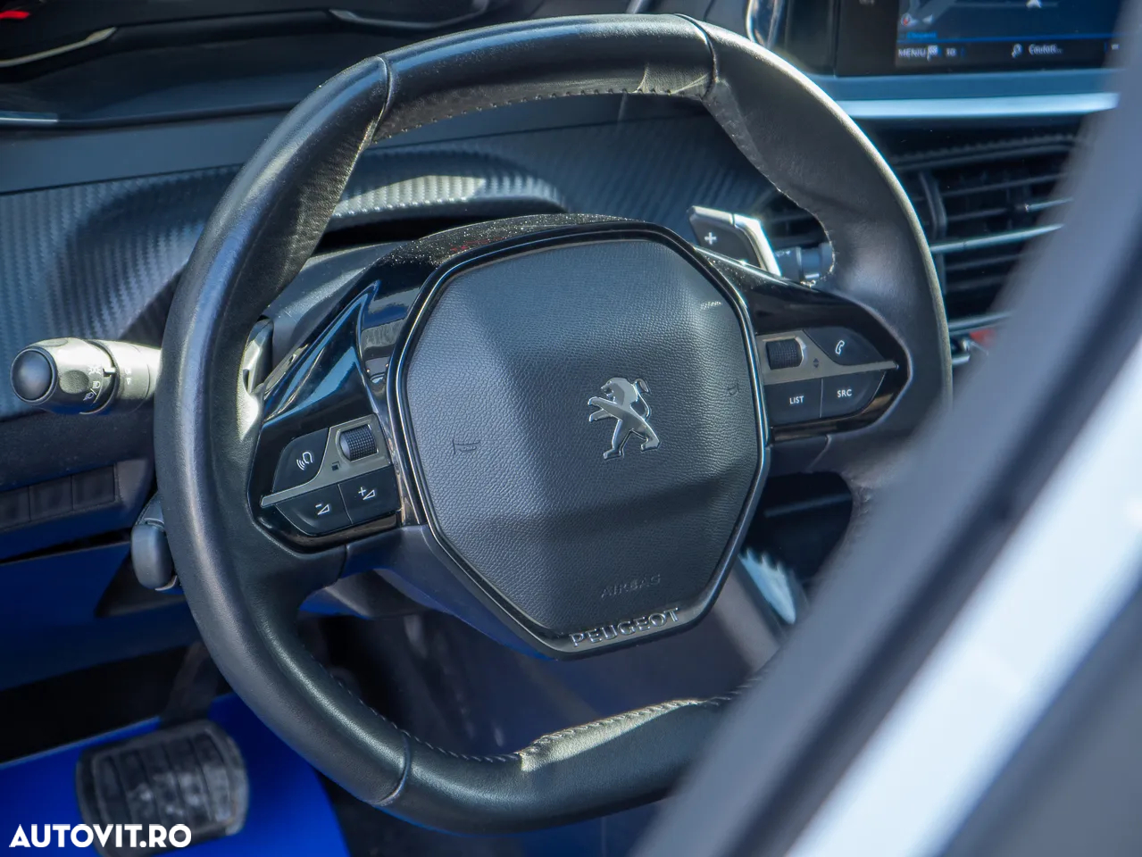 Peugeot 208 PureTech 100 EAT8 Allure - 10
