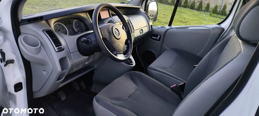 Opel Vivaro - 6