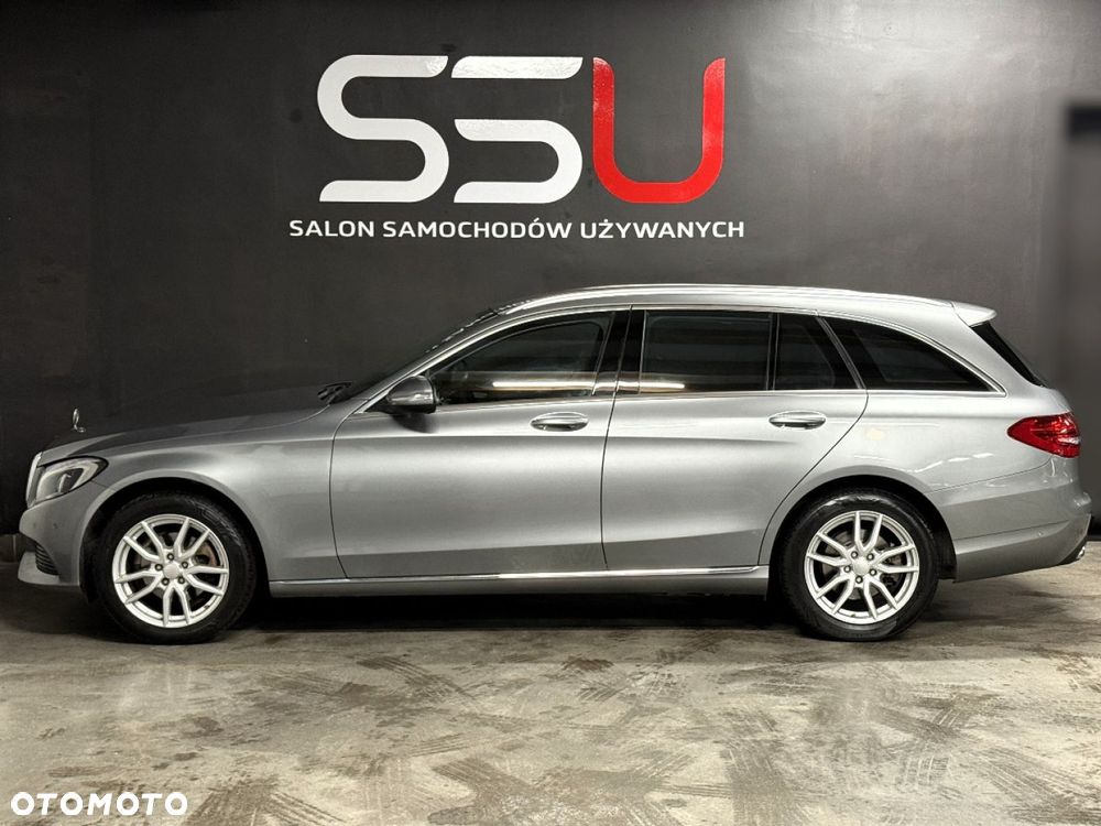 Mercedes-Benz Klasa C 180 7G-TRONIC Exclusive - 16