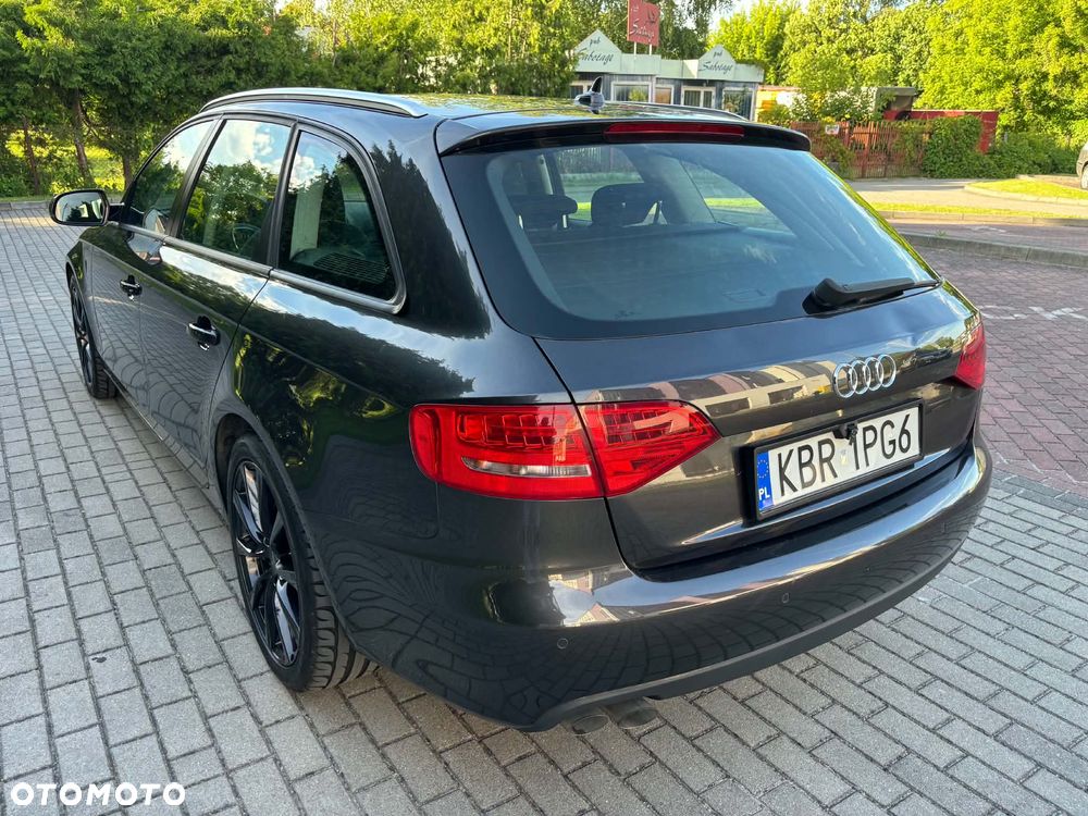 Audi A4 Avant 2.0 TDI DPF Attraction - 3