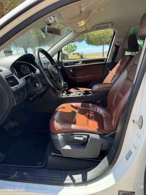 VW Touareg 3.0 TDI V6 Top Tiptronic - 11