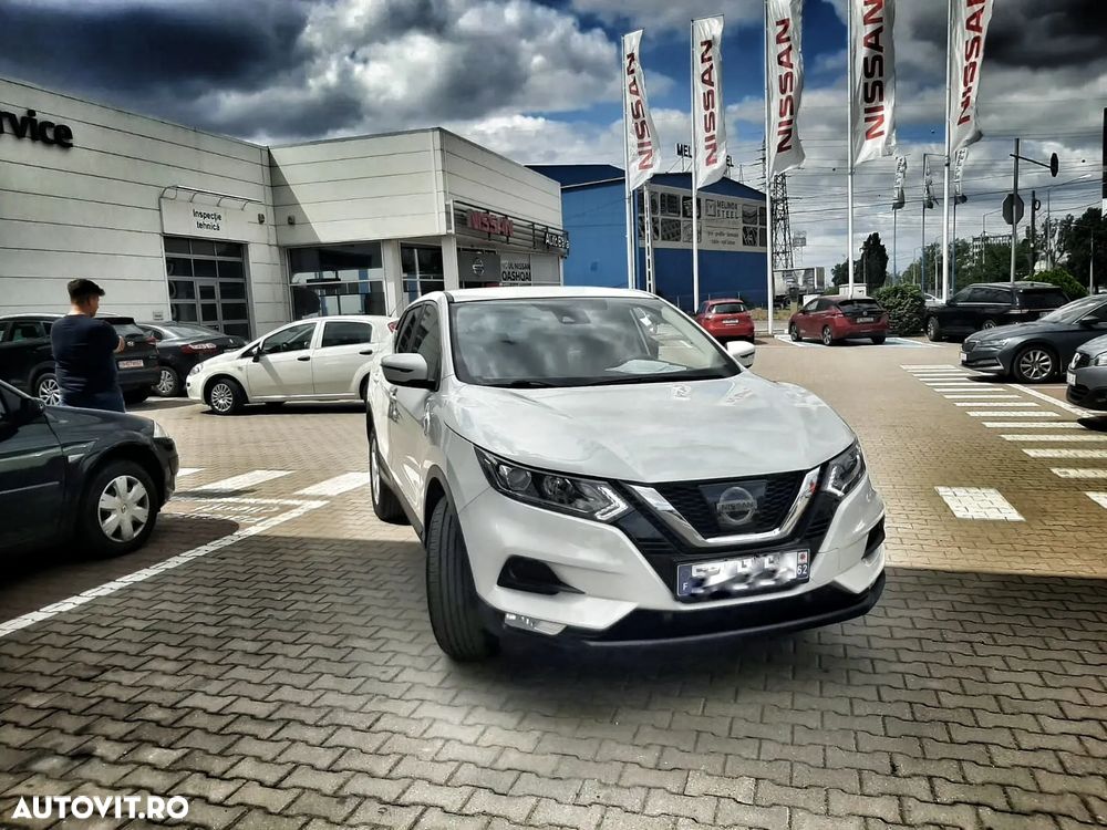 Nissan Qashqai 1.6L dCi Start/Stop 4X4-i N-Connecta - 2