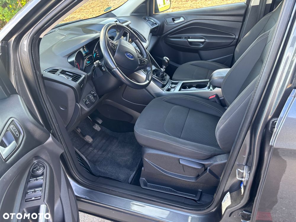 Ford Kuga - 14