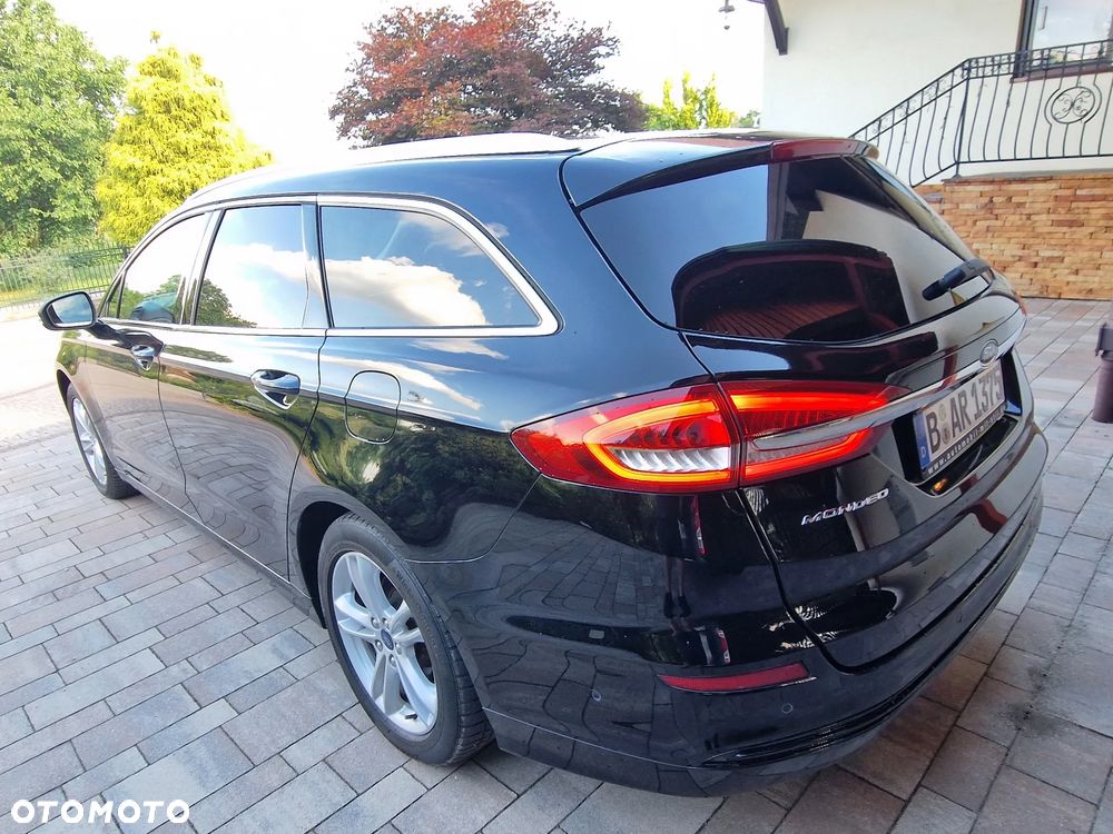 Ford Mondeo 2.0 TDCi STart-Stopp Titanium - 4