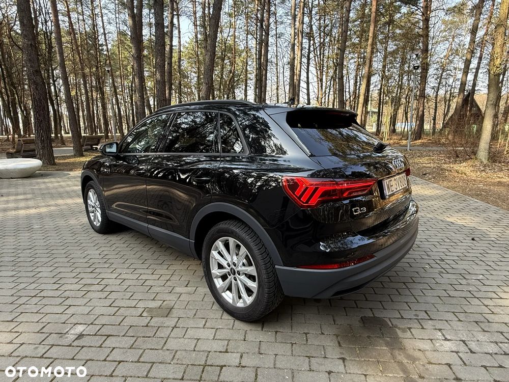 Audi Q3 35 TFSI S tronic - 12