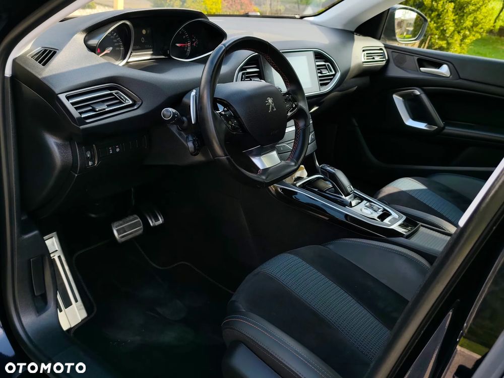 Peugeot 308 PureTech 130 GPF EAT8 Stop & Start Tech Edition - 22