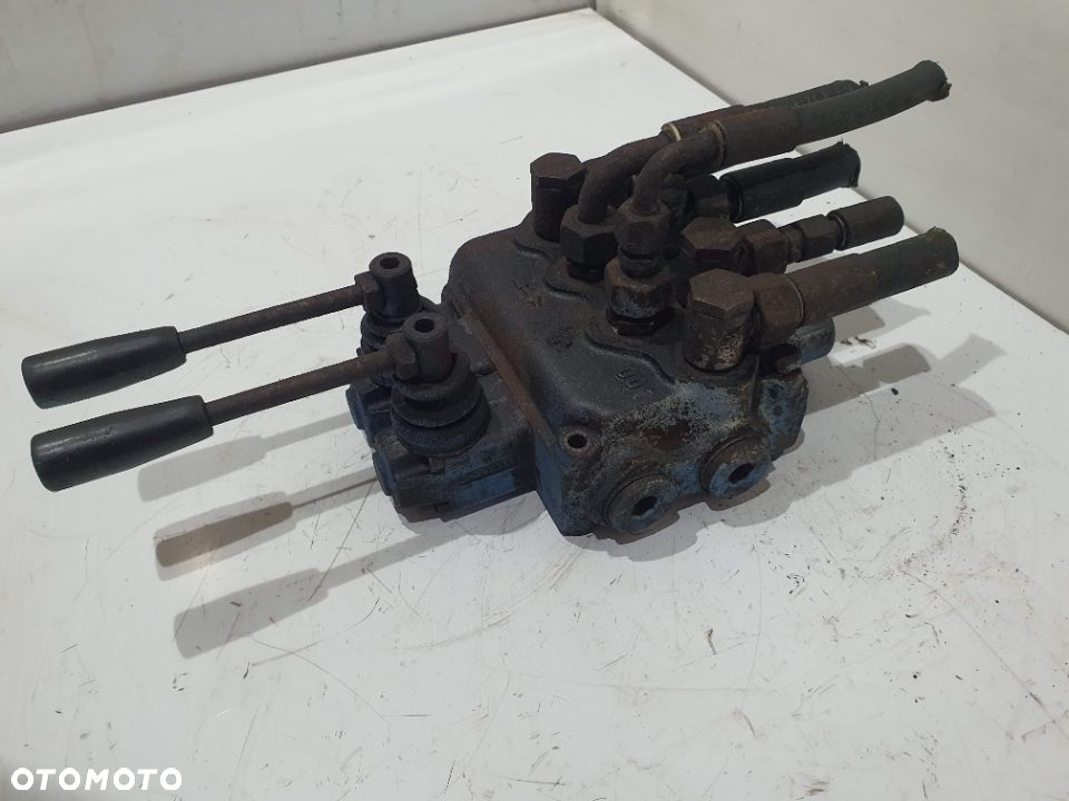ROZDZIELACZ HYDRAULIKI HYDRAULICZNY - 3