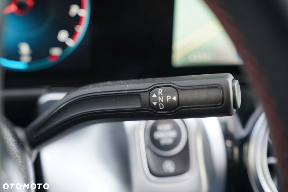 Mercedes-Benz GLB 250 4Matic 8G-DCT AMG Line Advanced Plus - 37