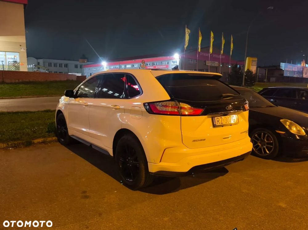Ford Edge - 5
