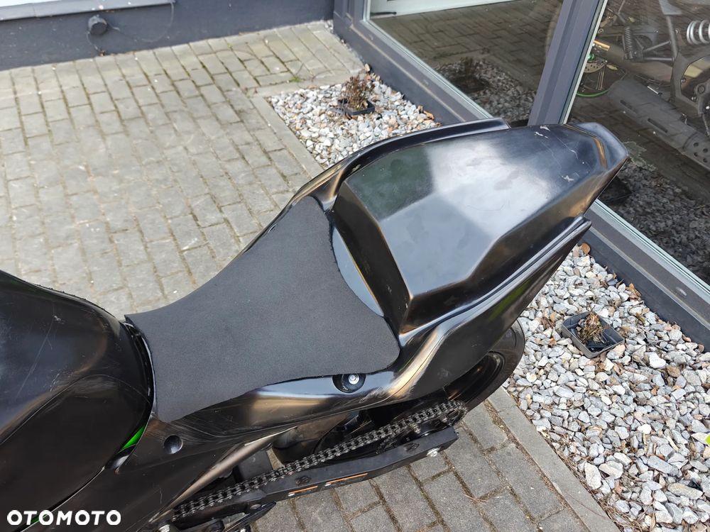 Kawasaki Ninja 400 - 9