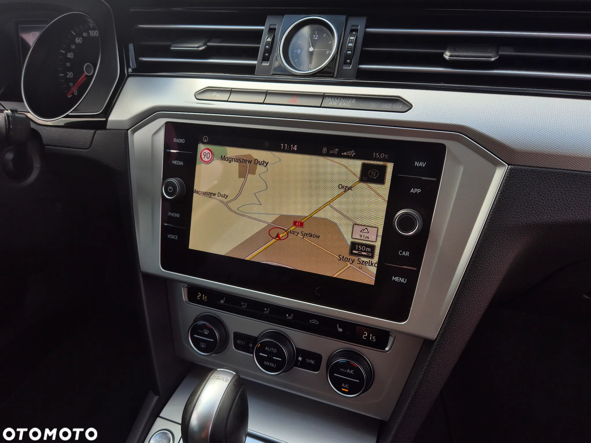 Volkswagen Passat Variant 2.0 TDI SCR DSG Elegance - 32