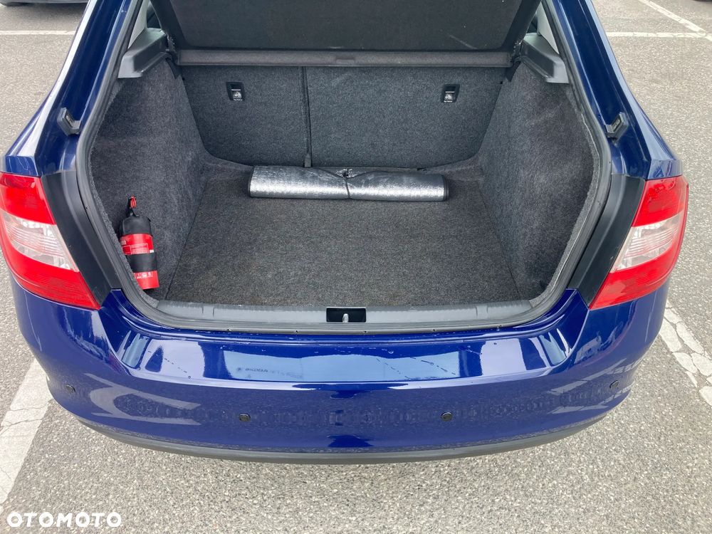 Skoda RAPID 1.2 TSI Active - 9