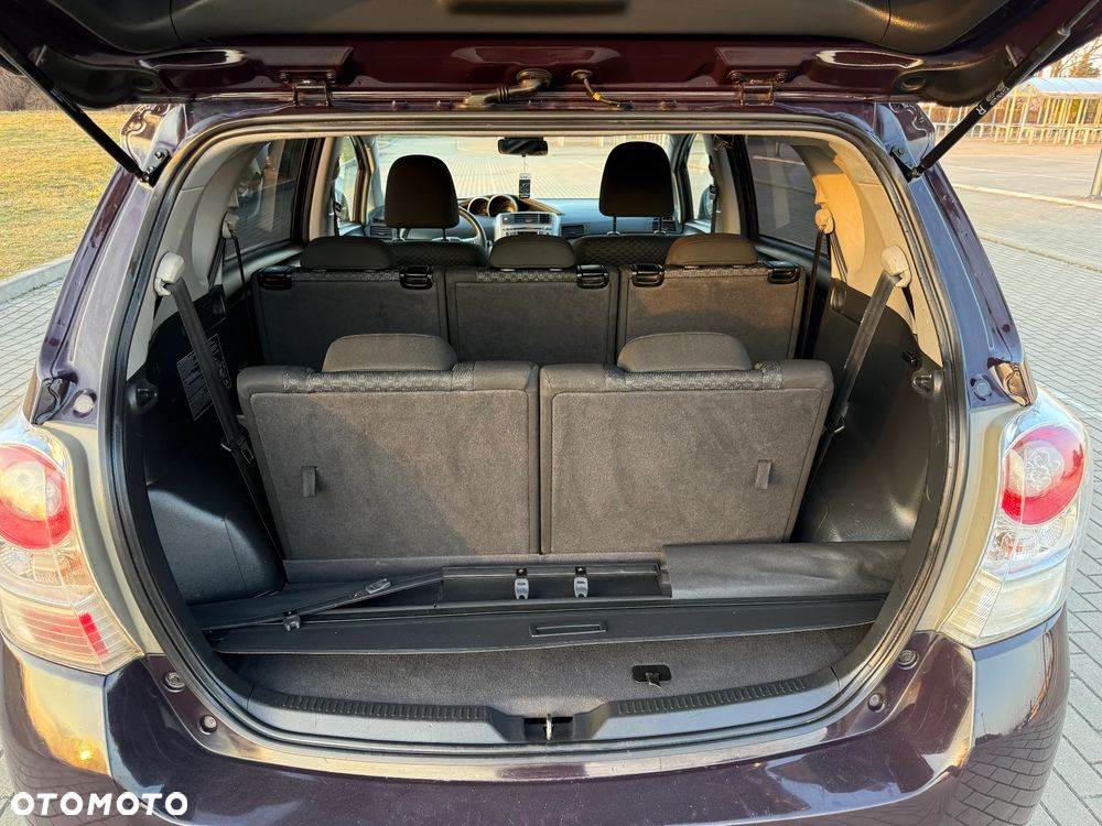 Toyota Verso 1.8 Life - 15