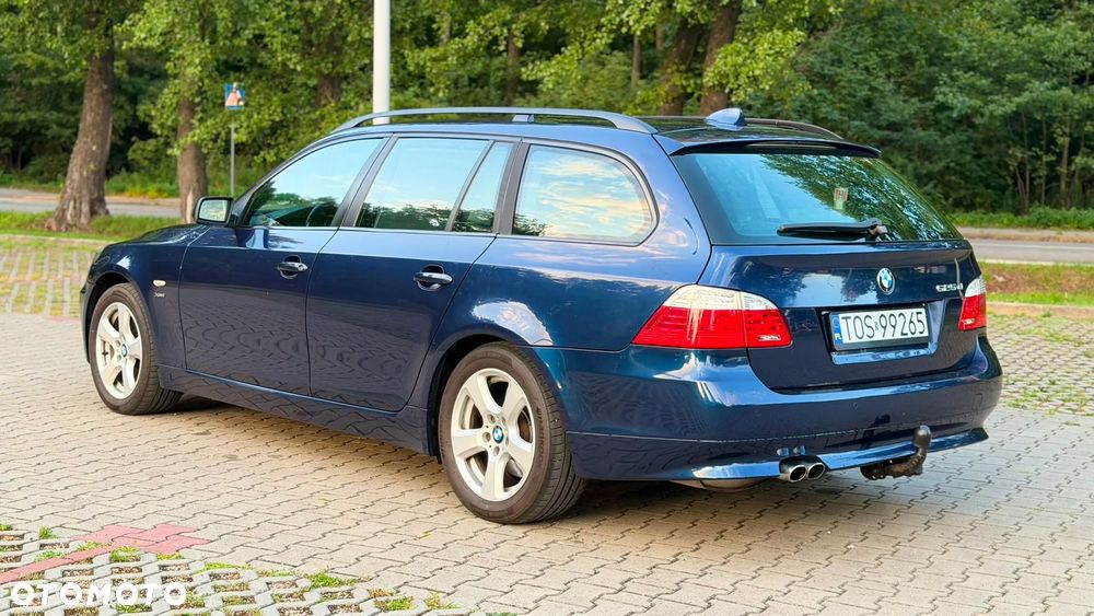 BMW Seria 5 525d - 4