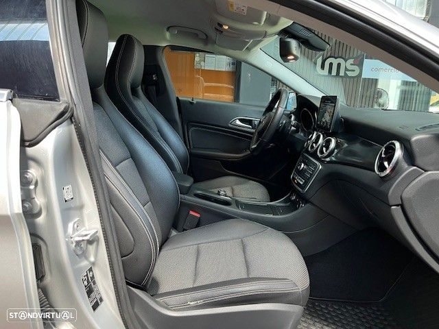 Mercedes-Benz CLA 200 - 9