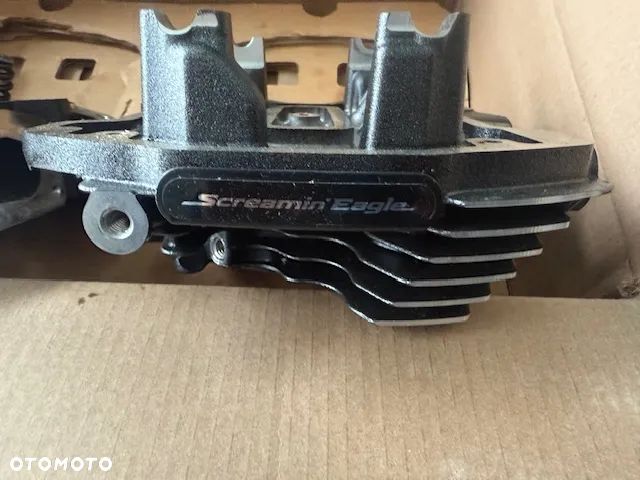 Głowice Cylindry wałek rozrządu Pompa oleju przepusnica Zestaw góry silnika 121'' - 11