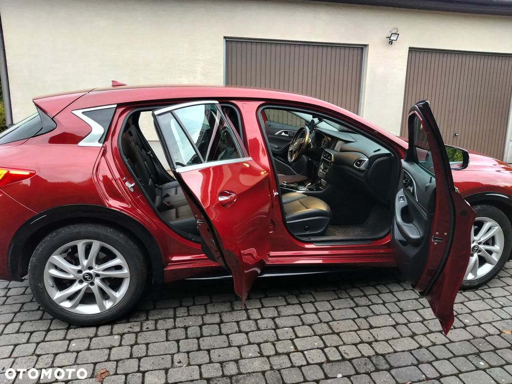 Infiniti QX30 - 4
