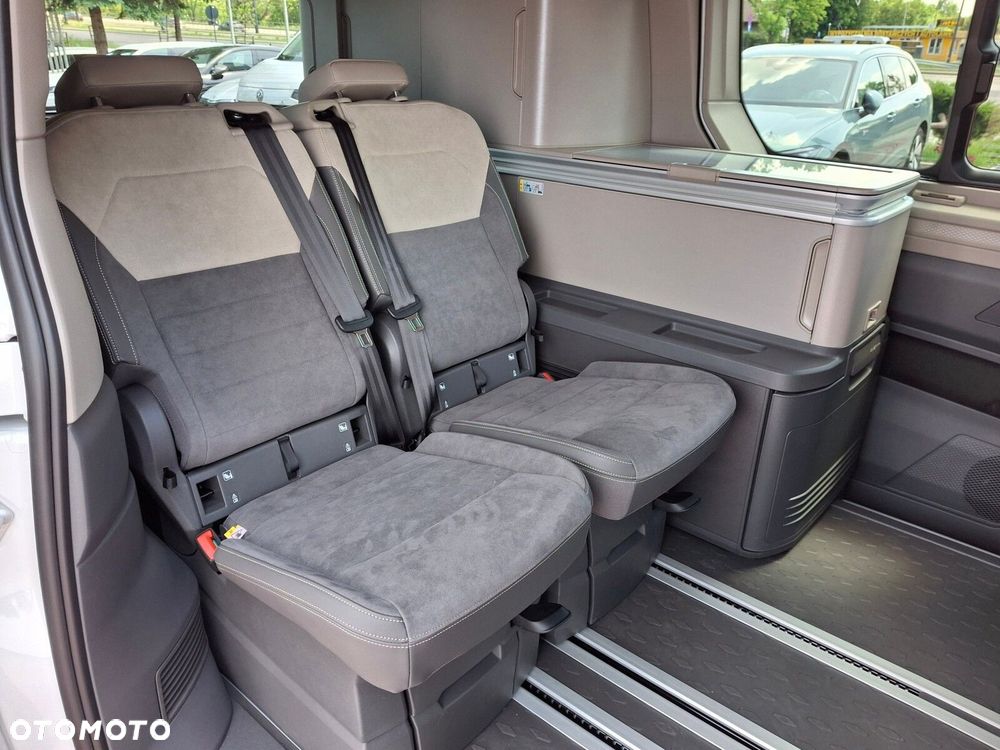 Volkswagen California - 32