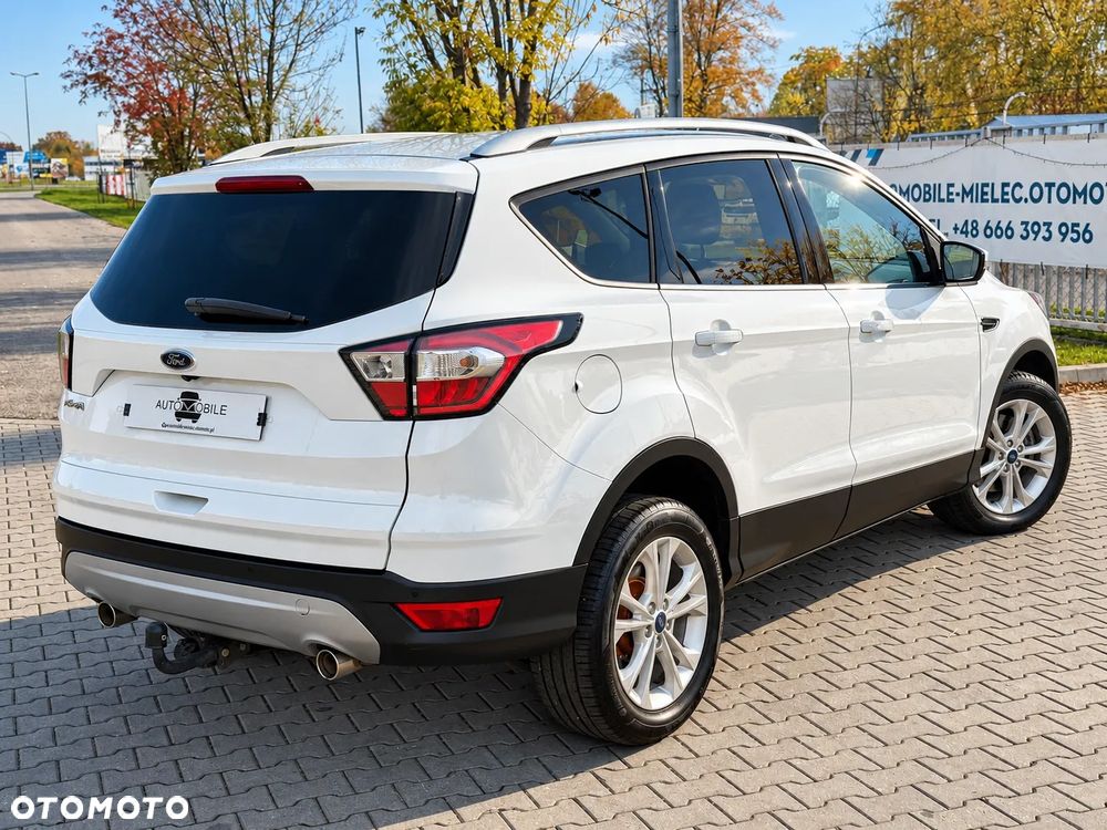 Ford Kuga 2.0 TDCi 2x4 Titanium - 5