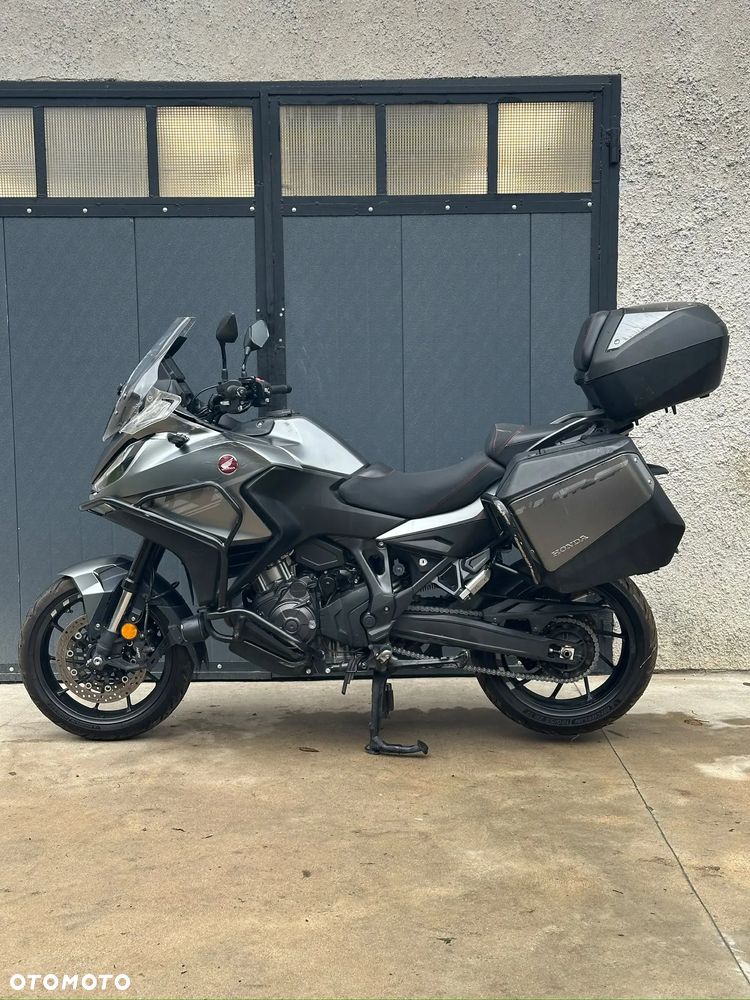 Honda NT