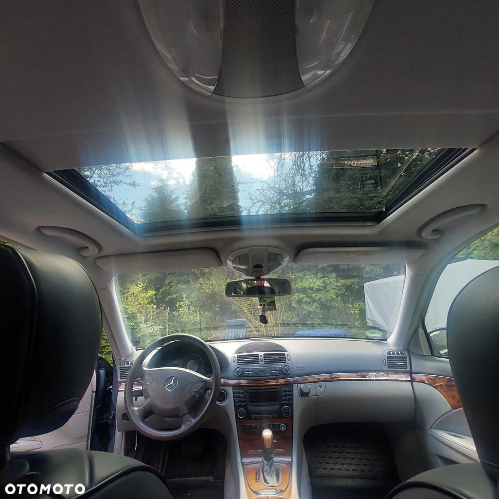 Mercedes-Benz Klasa E - 9