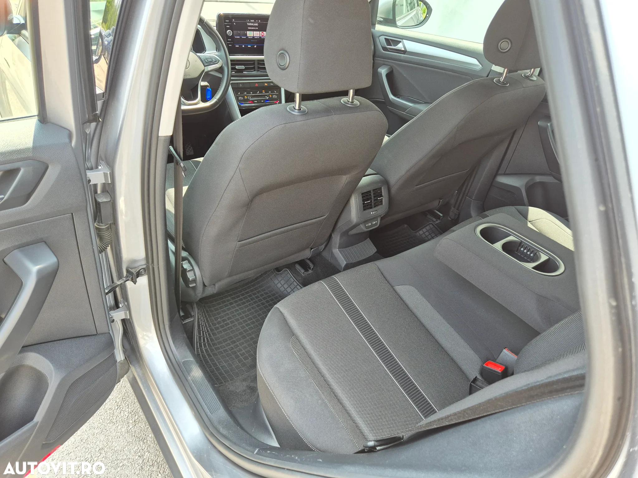 Volkswagen T-ROC 1.0 TSI Life - 11