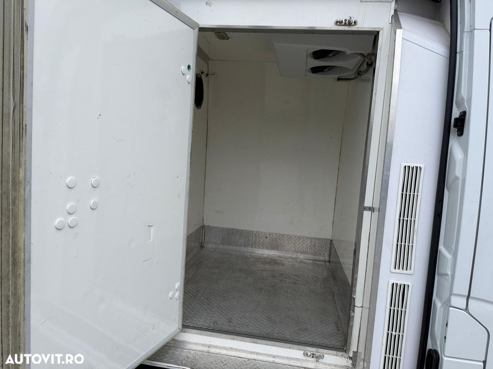 Opel Movano - 8