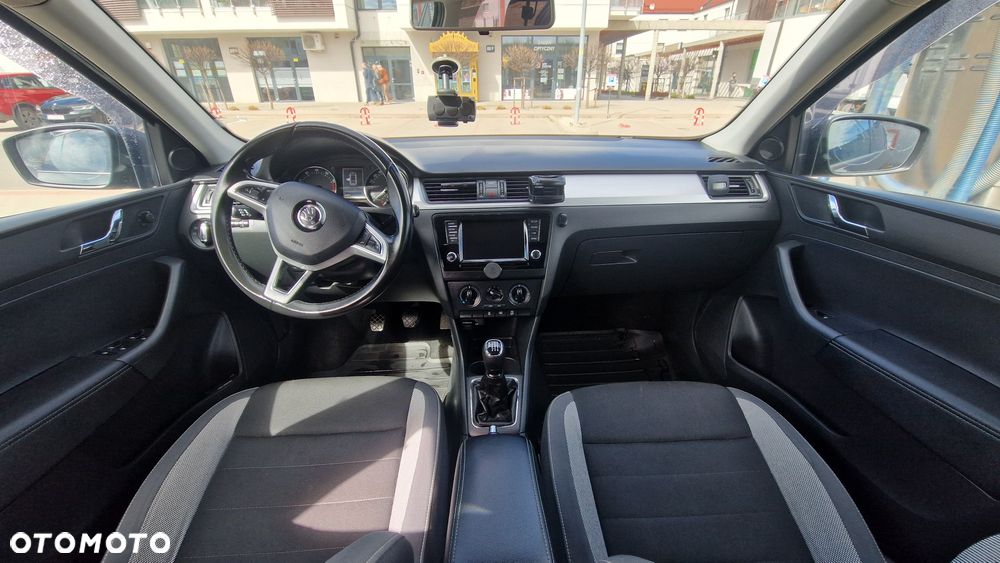 Skoda RAPID - 6