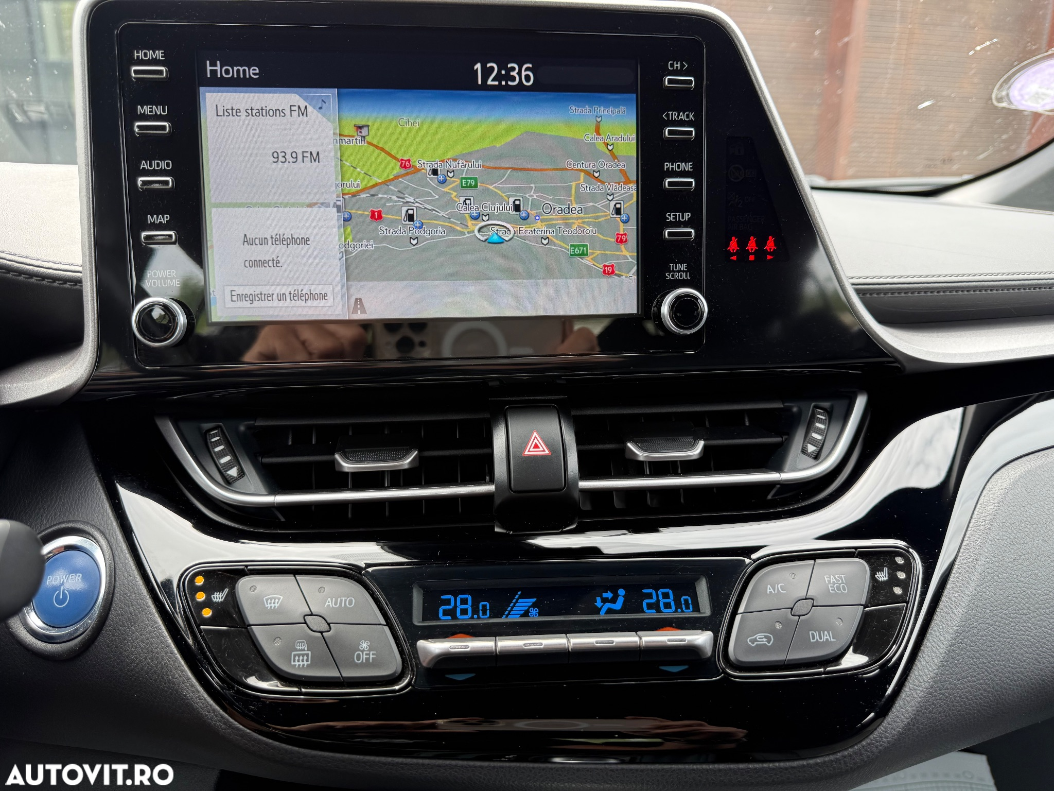 Toyota C-HR Hybrid Business-Edition - 22