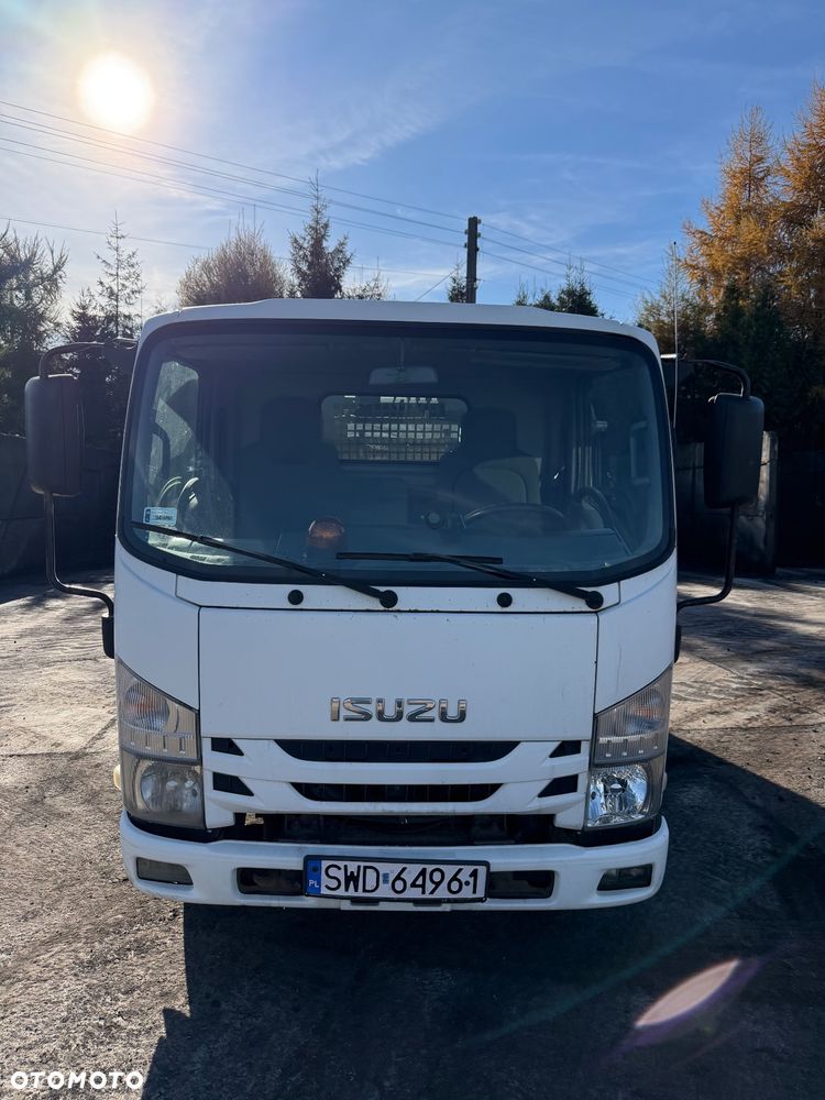Isuzu N1R - 1