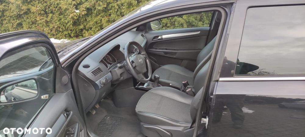 Opel Astra - 4