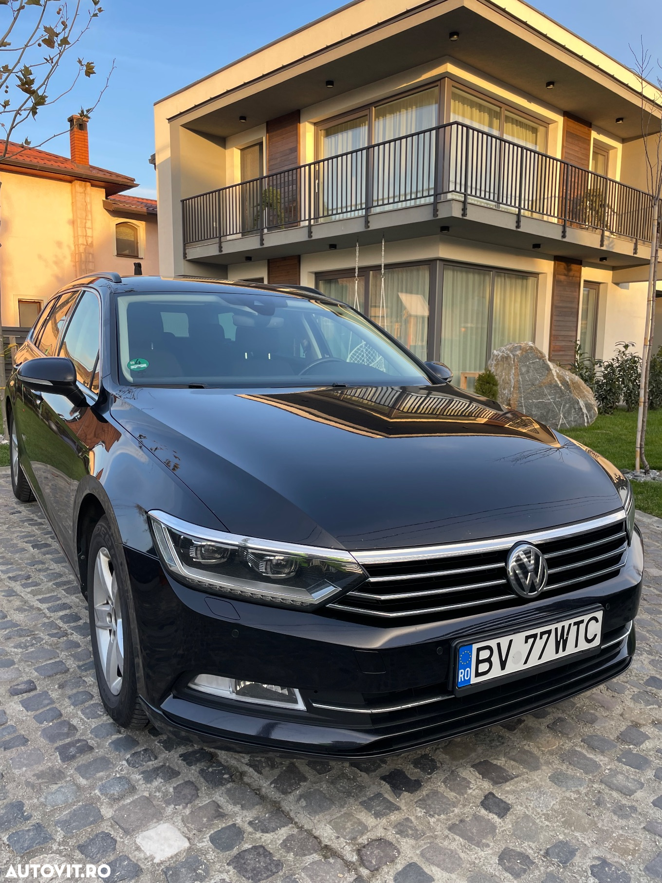 Volkswagen Passat - 2