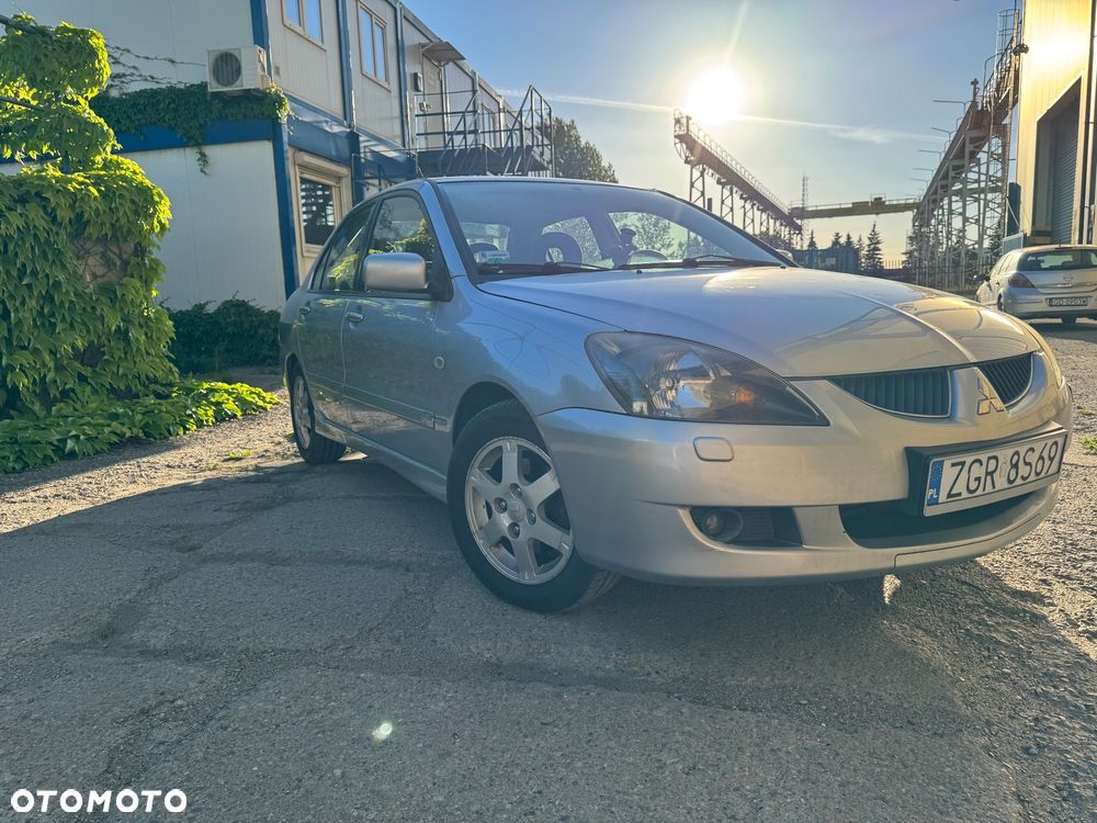 Mitsubishi Lancer - 3