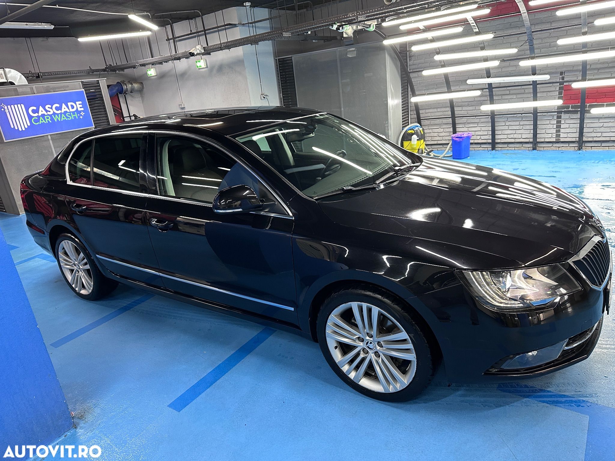 Skoda Superb - 1