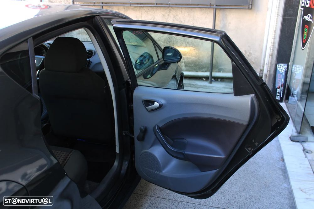 SEAT Ibiza 1.6 TDI CR Style - 27