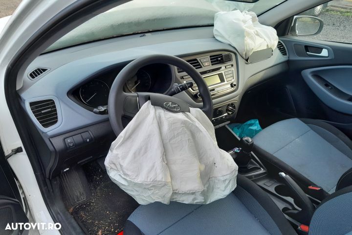 Dezmembrez Hyundai i20 2 (GB) [2014 - 2020] Hatchback - 5 usi 1.2 MT - 5