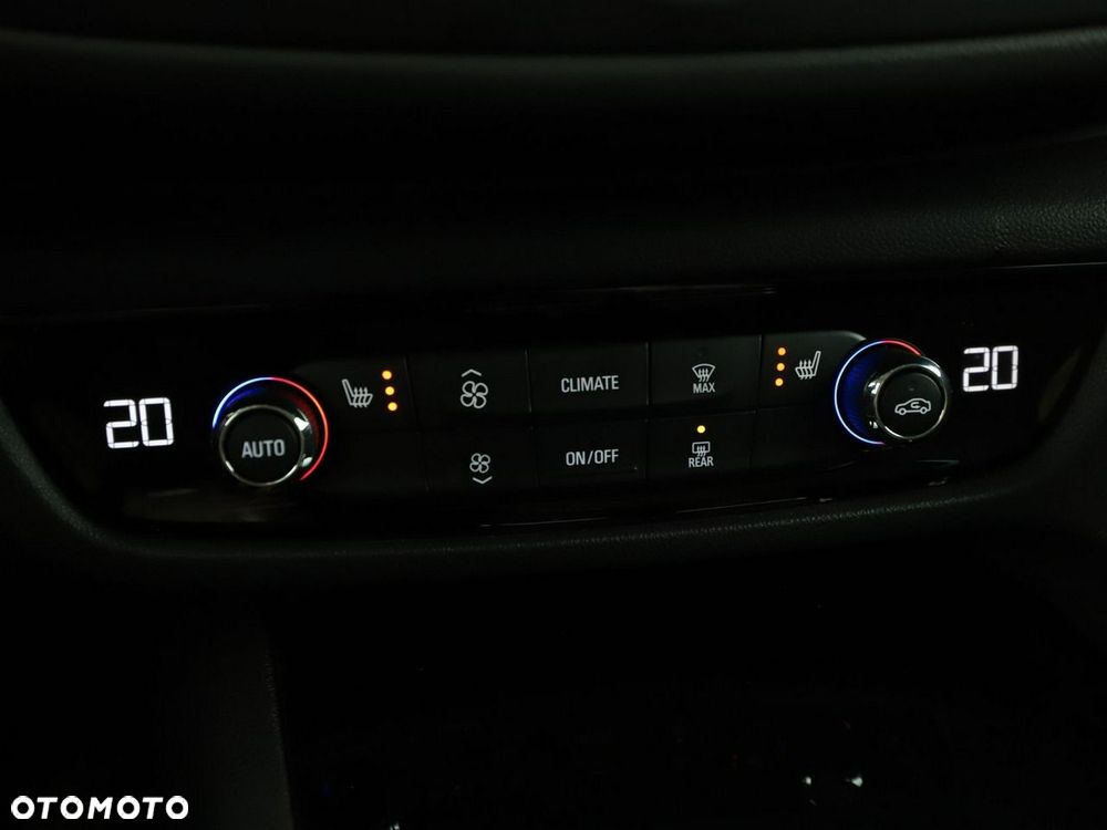 Opel Insignia 2.0 CDTI automatik Innovation - 27